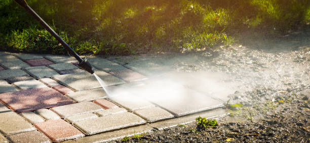 Professional Pressure washing in Chanhassen, MN